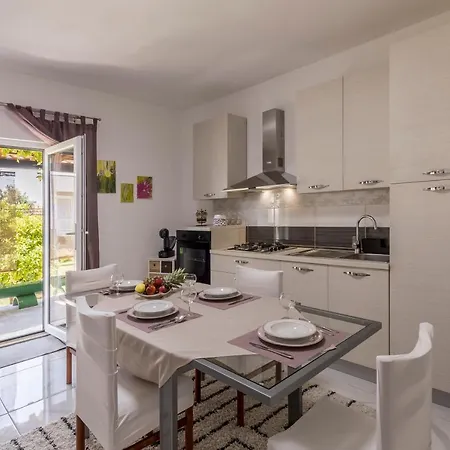 2 Apartment