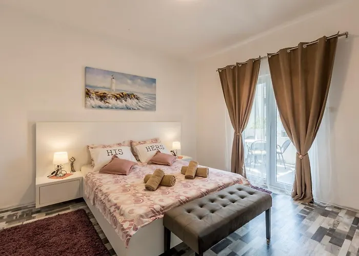 Apartmán 2 *